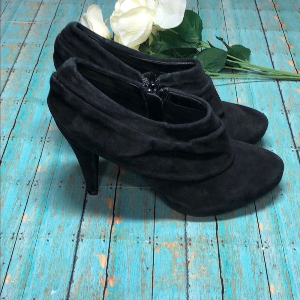 Me Too Black Drape Booties